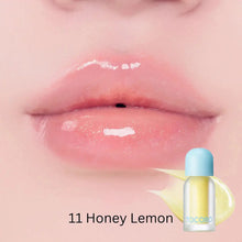 Load image into Gallery viewer, Tocobo Juicy Berry Plumping Lip Oil Glam Max 4g