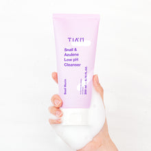 Load image into Gallery viewer, Tiam Snail &amp; Azulene Low pH Cleanser 200ml