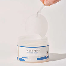 Load image into Gallery viewer, Round Lab Birch Juice Moisturizing Pad 80EA