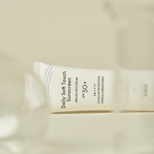 Load image into Gallery viewer, PURITO Daily Soft Touch Sunscreen 60ml Exp 2026 04 20