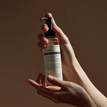 Load image into Gallery viewer, Klairs Gentle Black Fresh Cleansing Oil 150ml Exp 2025 06 25