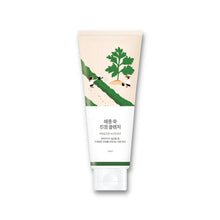 Load image into Gallery viewer, Round Lab Mugwort Calming Cleanser 150ml