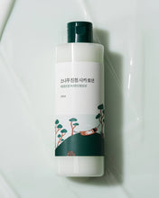 Load image into Gallery viewer, Round Lab Pine Calming Cica Lotion 250ml
