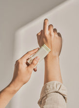 Load image into Gallery viewer, Beauty of Joseon Matte Sun Stick : Mugwort + Camilia