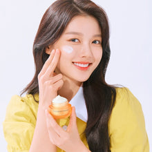 Load image into Gallery viewer, Laneige Radian-C Cream 30ml