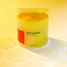 Load image into Gallery viewer, Goodal Green Tangerine Vita C Toner Pad