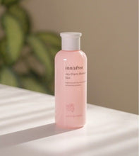 Load image into Gallery viewer, Innisfree Jeju Cherry Blossom Skin 200ml
