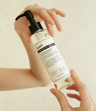 Load image into Gallery viewer, Klairs Gentle Black Fresh Cleansing Oil 150ml Exp 2025 06 25