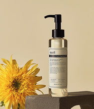 Load image into Gallery viewer, Klairs Gentle Black Fresh Cleansing Oil 150ml Exp 2025 06 25
