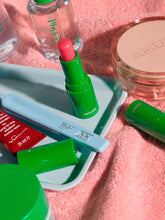 Load image into Gallery viewer, AMUSE Vegan Green Lip Balm #01 CLEAR - Exp: 29.12.24