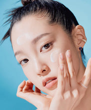 Load image into Gallery viewer, Tocobo Bio Watery Sun Cream SPF50+ PA++++ 50ml