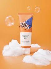 Load image into Gallery viewer, ROUND LAB Soybean Panthenol Cleanser 150ml