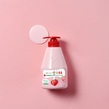 Load image into Gallery viewer, KWAILNARA Strawberry Milk Body Cleanser 560g