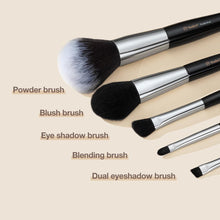 Load image into Gallery viewer, Studio17 Portable Makeup Brush Set