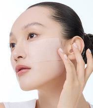 Load image into Gallery viewer, [1+1] Klairs Freshly Juiced Vitamin Skin Prep Pads 90EA