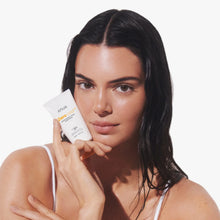 Load image into Gallery viewer, Anua Zero-cast moisturizing finish sunscreen 50ml