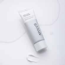 Load image into Gallery viewer, Arocell Mela TXA Sun Serum 40ml