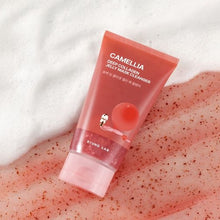 Load image into Gallery viewer, ROUND LAB Camellia Deep Collagen Jelly Mask Cleanser 150ml