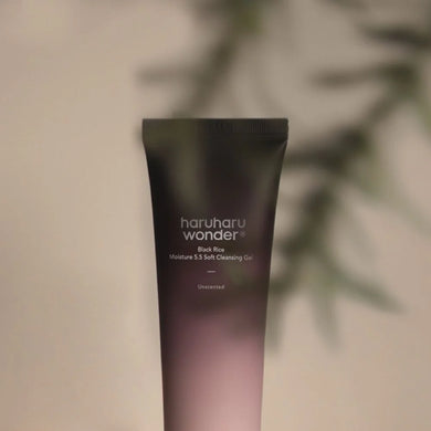 Haruharu Wonder Black Rice Moisture 5.5 Soft Cleansing Gel 100ml