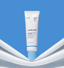 Load image into Gallery viewer, Medicube Zero Pore Moisture Sun Serum 50ml