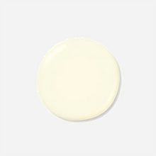 Load image into Gallery viewer, Skinfood Yuja C Dark Spot Clear serum 50ml