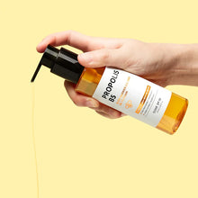 Load image into Gallery viewer, SOME BY MI Propolis B5 Glow Barrier Calming Oil to Foam 120ml